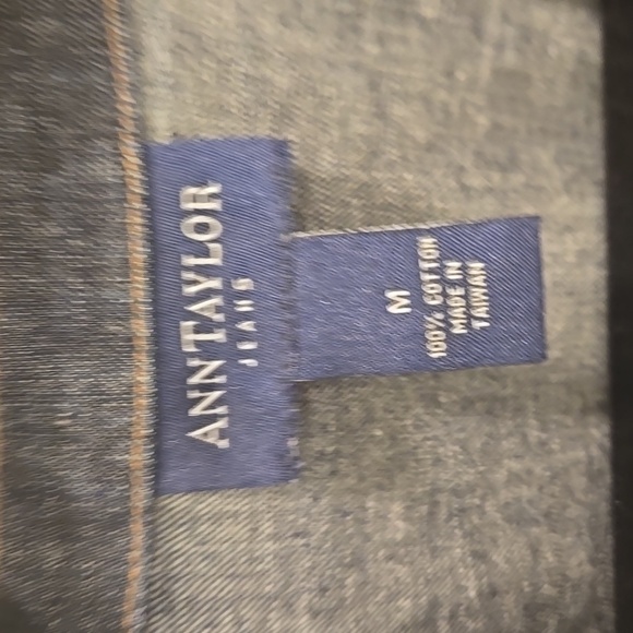 Ann Taylor Jean Jacket Lightweight M - Picture 3 of 9